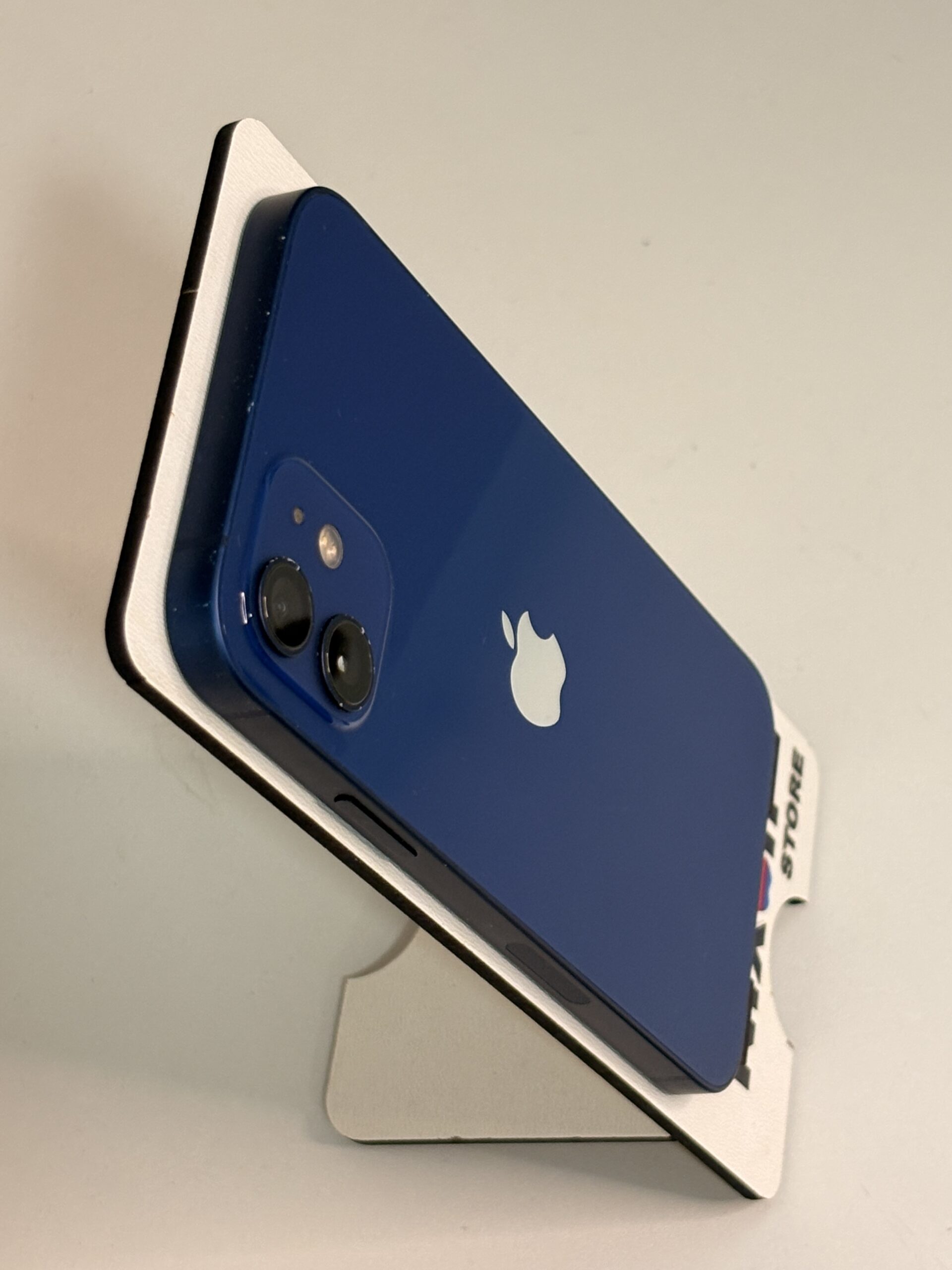 Iphone 12 normal - 128 Gb (seminuevo) - Image 3