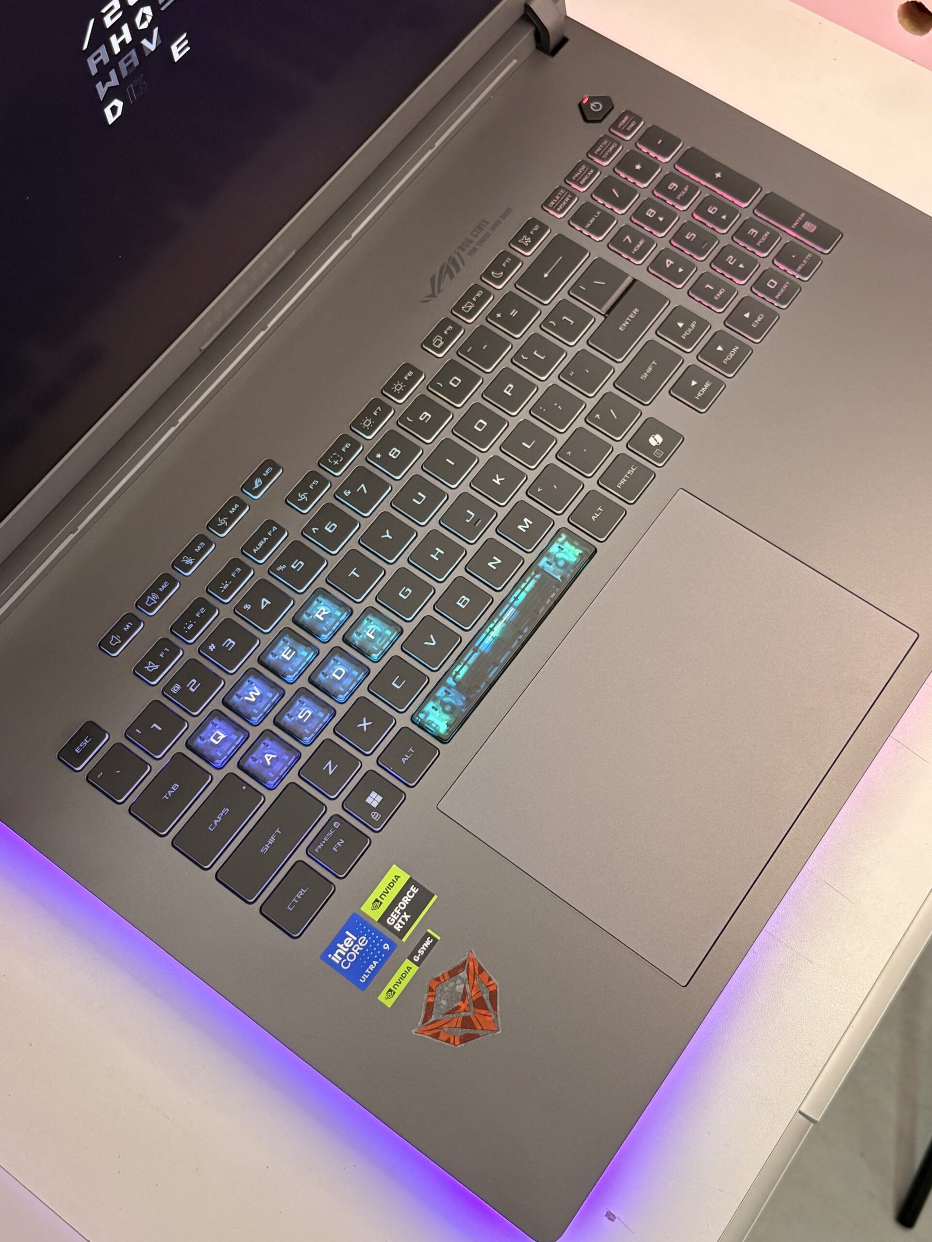 ASUS ROG STRIX G18 - Image 3