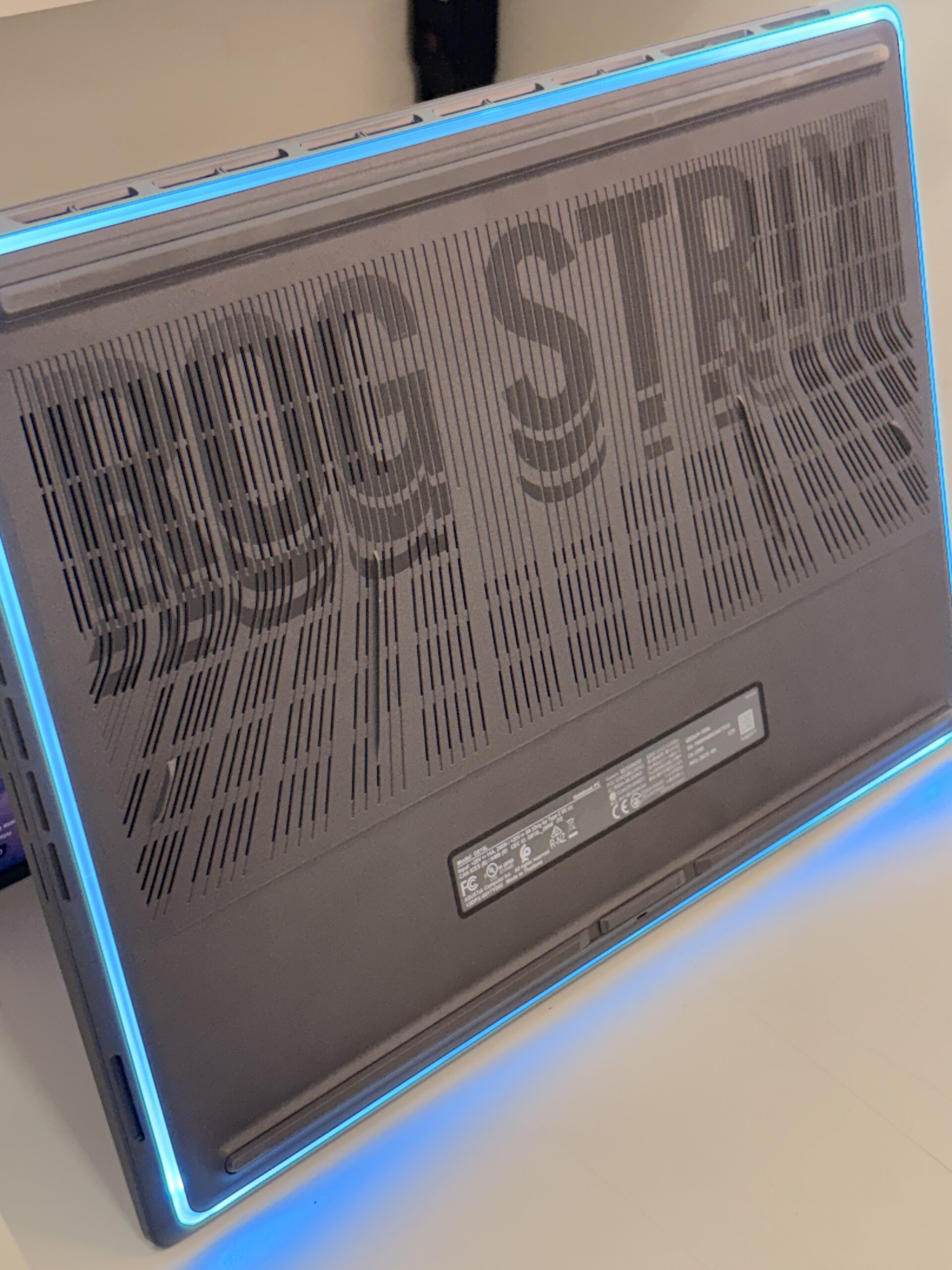 ASUS ROG STRIX G18 - Image 6